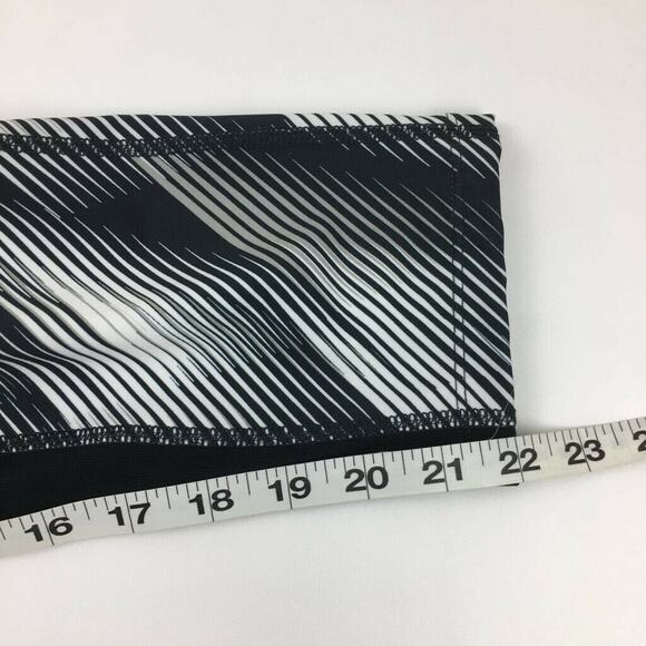 Nike Womens Capri Pants Black White Diagonal Stripes Stretch Running Dri-Fit M - Picture 12 of 12